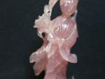 CHINE : Kwan-In en quartz rose (hauteur : 19cm)