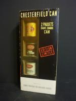 CHESTERFIELD - Présentoir publicitaire de la marque de tabac Chesterfield...