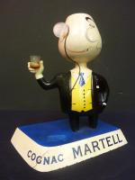 COGNAC MARTELL - Figurine publicitaire de comptoir en résine polychrome...