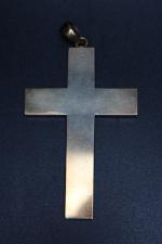 Pendentif croix en or jaune bas titre (585) sertie de...
