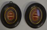 Paire de CADRES RELIQUAIRES ovales contenant des reliques Saint Paul...