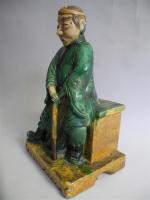 CHINE - " Paysan Assis tenant une canne" statue en...
