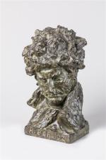 Robert Delandre (1879-1961)
" H. Berlioz "
Buste en bronze à patine...