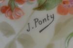 J. PONTY à Limoges
Paire de vases en porcelaine à décor...