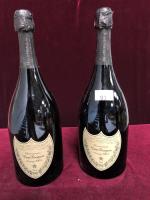 Deux MAGNUMS Champagne Dom Perignon Vintage, 2004. Pour tous :...