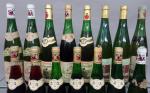 Alsace blanc et rouge dépareillé. Lot de 15 bouteilles dépareillées...