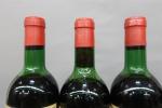 Bordeaux rouge. Lot de 12 bouteilles comprenant : quatre bouteilles...