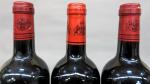 Bordeaux rouge. Trois bouteilles Château Lynch-Moussas, Pauillac, 2008 (x2) et...