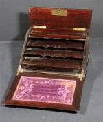 Coffret-écritoire d'époque Napoléon III en placage de palissandre incrusté de...