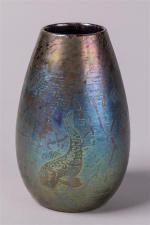 Clément Massier (1844-1917). Vase de forme ovoïde en céramique irisée...