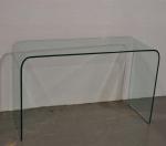 TABLE CONSOLE en verre
H.: 72.5 cm l.: 120 cm P.:...