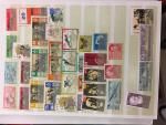 20 Volumes dans 2 Cartons : Divers timbres oblitérés à...