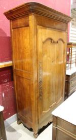 Petite armoire XIXe à une porte en bois clair