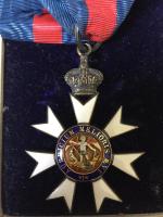 Grande Bretagne 
Croix de Chevalier-Commandeur de Saint Georges et Saint...