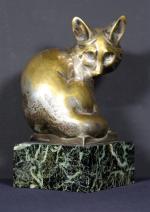 FONTINELLE Louis (1886-1964) : Fennec. Bronze argenté signé. Haut :...