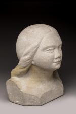 André Tajana (1913-1999) attribué à
« Tête de femme »
Pierre sculptée....