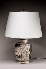 Keramos attribué à
Lampe de table en céramique à décor de...
