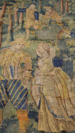 Deux fragments de tapisserie d'époque XVI's - XVII's représentant un...