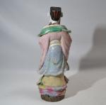 CHINE
Sujet en porcelaine à décor polychrome représentant un sage sur...