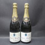 CHAMPAGNE - 2 bouteilles JACQUES MAINFRAY à VERTUS 1982 (étiquettes...