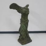DRAGO EDITEUR - La Victoire de Samothrace. Sculpture en bronze...