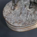 MENE Pierre-Jules (1810-1879) : Cavalier africain. Bronze à patine brune...