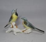 Karl ENS (1802-1865)
Deux oiseaux sur une même branche en porcelaine,...