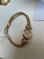 JAEGER LECOULTRE montre de dame or bracelet souple poids brut...