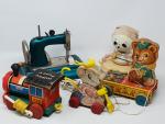 Lot de 3 anciens jouets en bois Fisher-Price, 1 machine...
