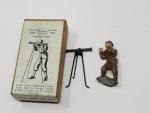 Lot de figurines dont :BRITAINS plomn (années 30) soldat avec...