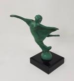 Max LEVERRIER - "Danseuse" - statuette en régule patiné vert...