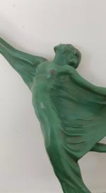Max LEVERRIER - "Danseuse" - statuette en régule patiné vert...