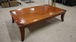 Une table basse en bois verni- H.: 35 x l.:...