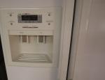 Un réfrigérateur américain SAMSUNG Cool 'n cool blanc - rayé...