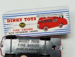 DINKY G.B. réf 555 camion Commer Fire Engine A.b+ (variante...