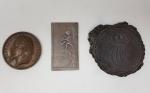 Une médaille en argent représentant "Le nid" d'après Daniel DUPUIS...