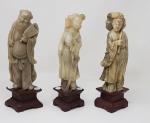 Trois statuettes en jadéite - Deux"femmes au nénuphar" et "Sage"...