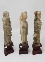 Trois statuettes en jadéite - Deux"femmes au nénuphar" et "Sage"...