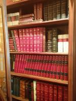 Un lot de volumes reliés, XIXème-XXème dont dictionnaires et encyclopédies...