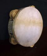 Tambourin à cymbalettes en bois et incrustations polychrome - Moyen-Orient...