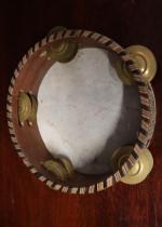 Tambourin à cymbalettes en bois et incrustations polychrome - Moyen-Orient...