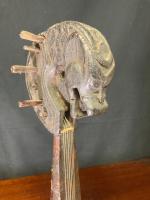Vièle Sarangi en bois sculpté à décor de tête de...