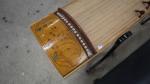 Cithare sur table Guzheng en bois, caisse peinte à décor...