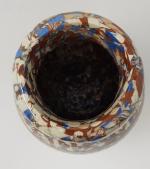 GERBINO - Un vase en forme de jarre en poterie...