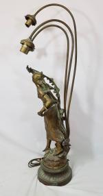 Auguste MOREAU (d'après ) - Une lampe à trois bras...