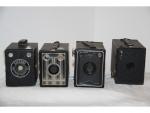 4 anciens appareils photo BOX 6x9 : 1 SUPERAS, 1...