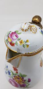 Porcelaine de Paris (Manufacture de la Reine ?) - Verseuse...