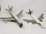 2 avions de ligne, incomplets, en l'état :
TN Japan, Lufthansa...