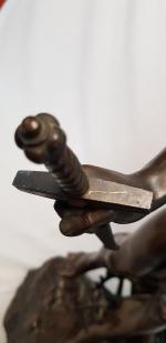 Luca MADRASSI (1848-1919) -"Le Génie des Nations"- bronze à patine...