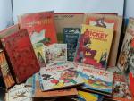 Un lot de livres anciens illustrés pour enfants, usagés, mauvais...